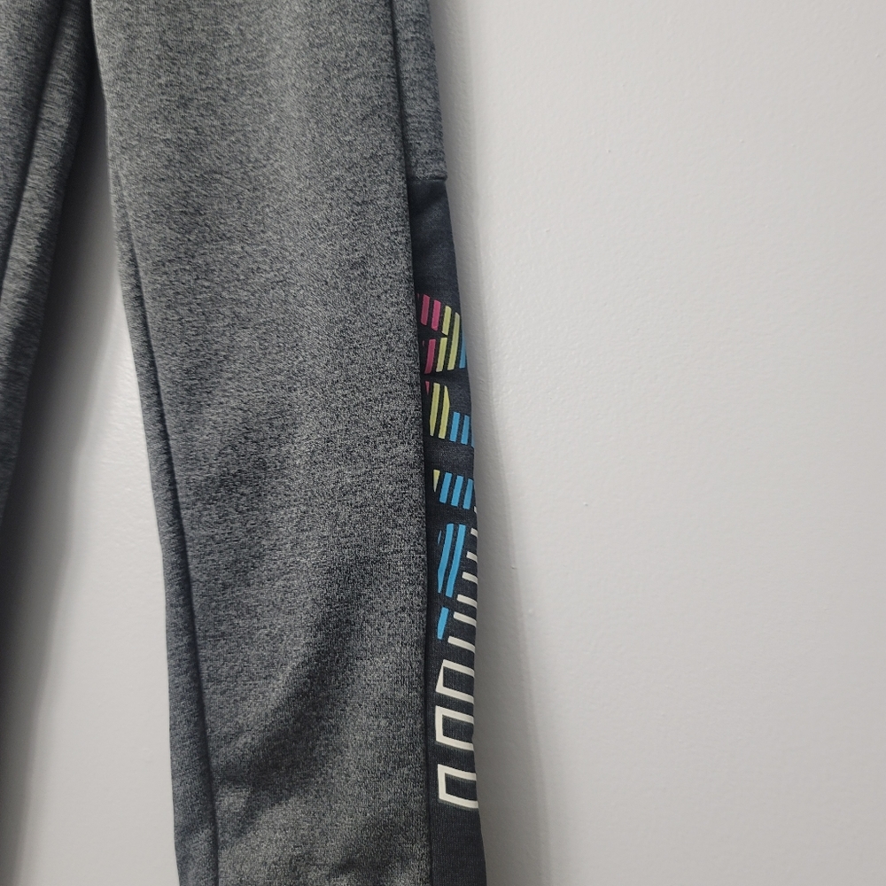 Hurley KidsDri-FIT™ Blocked Solar Jogger Pants (Big Kids - Picture 2 of 12